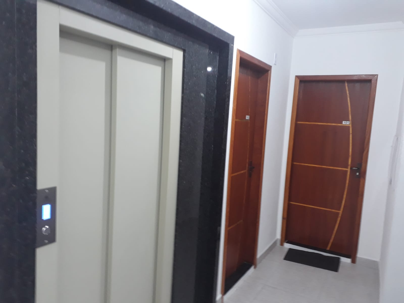 Apartamento à venda com 2 quartos, 65m² - Foto 9