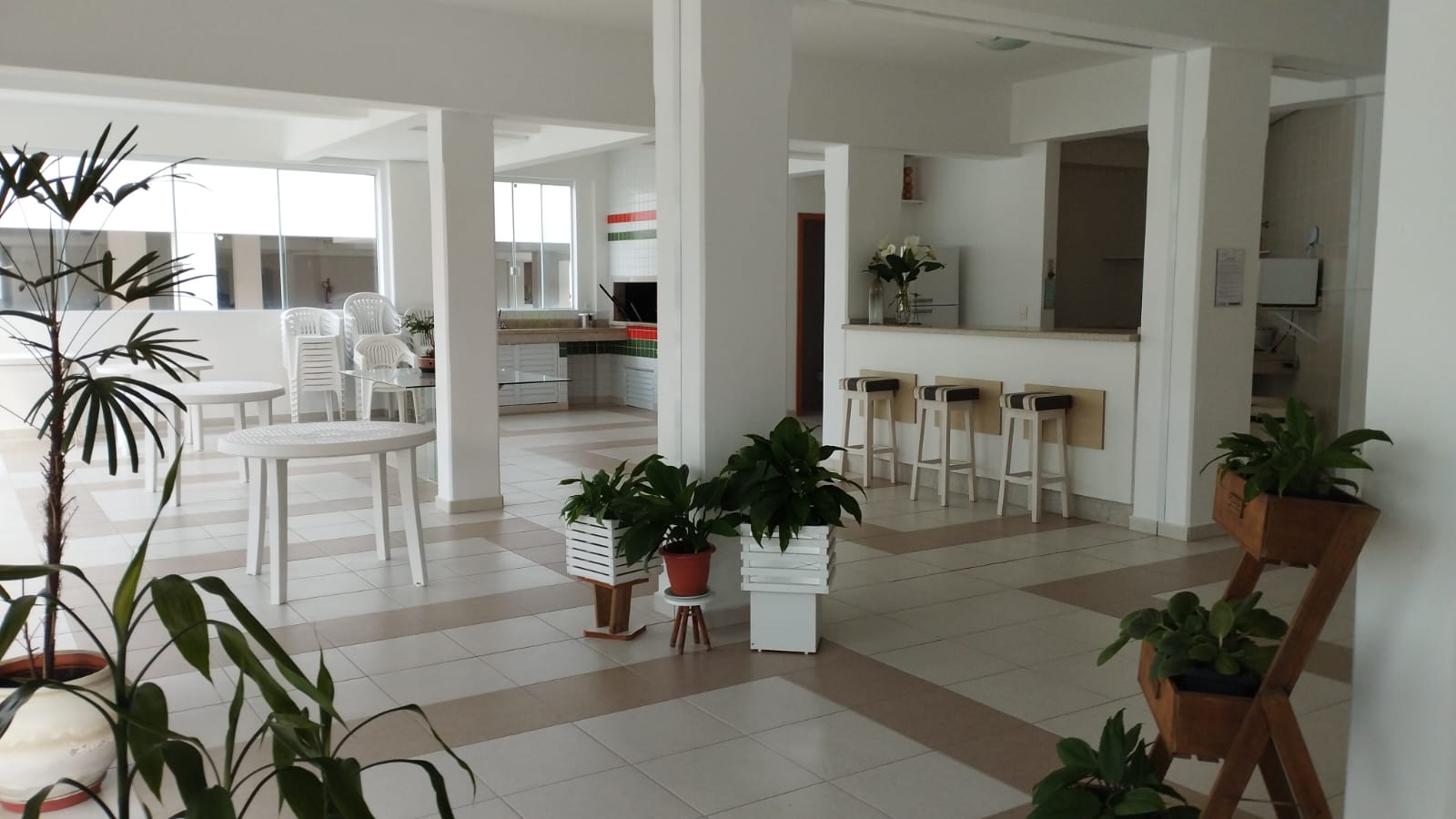 Apartamento à venda com 2 quartos, 72m² - Foto 17