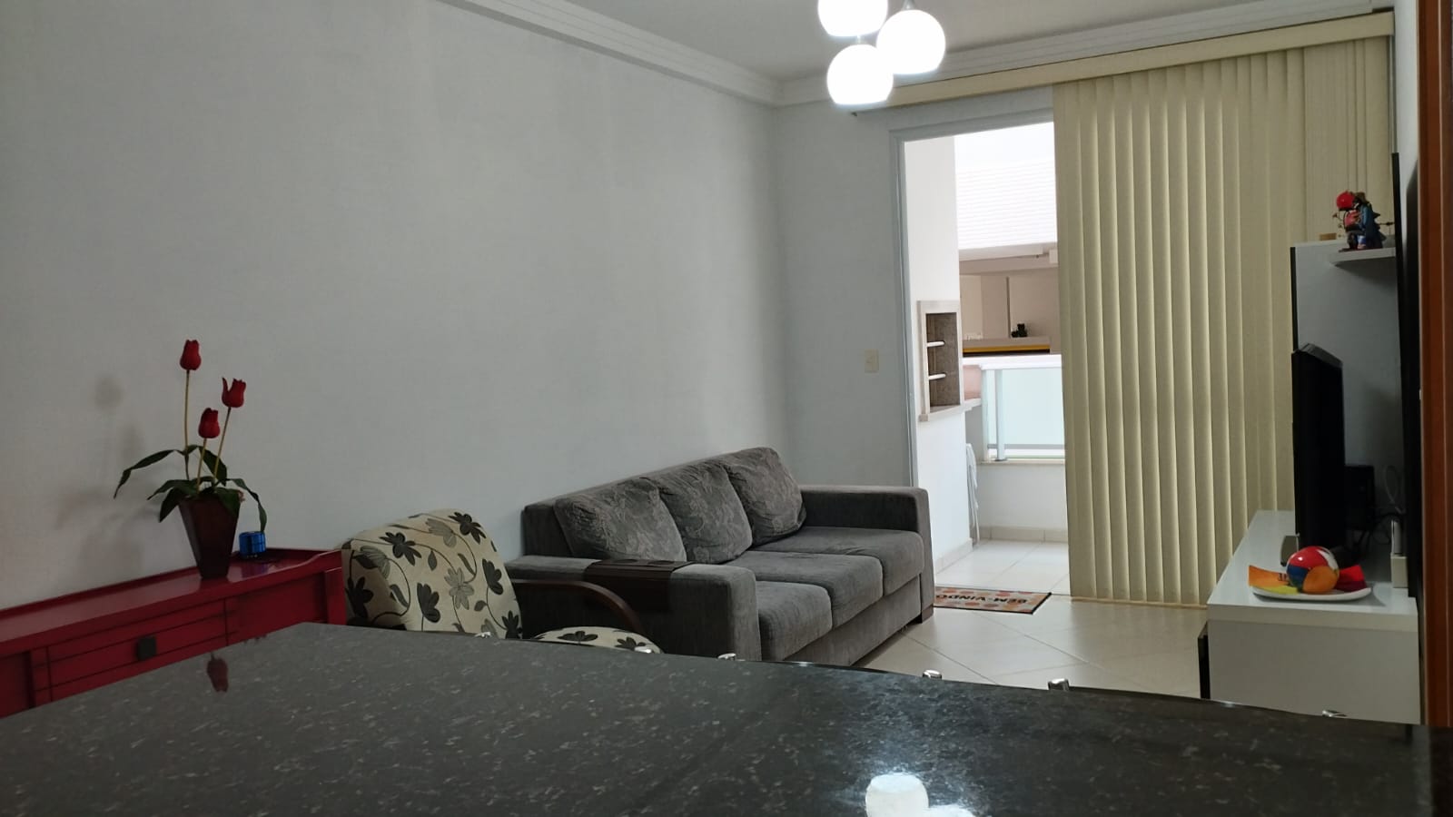 Apartamento à venda com 2 quartos, 72m² - Foto 2