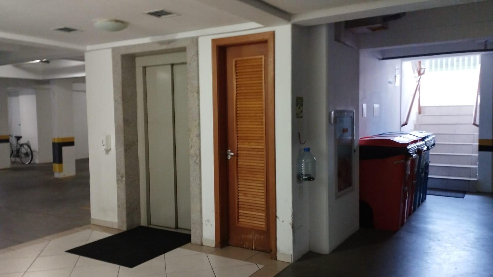 Apartamento à venda com 2 quartos, 72m² - Foto 18