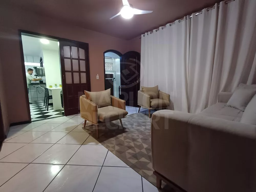 Casa, 5 quartos, 160 m² - Foto 2