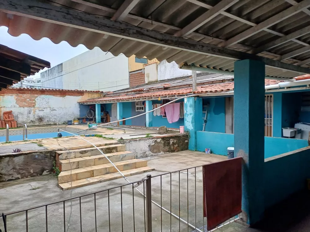 Casa, 6 quartos, 200 m² - Foto 23