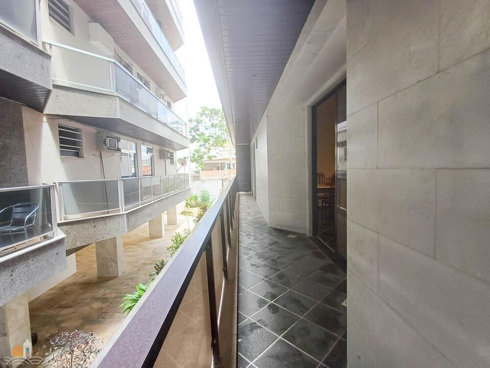 Apartamento à venda com 4 quartos, 188m² - Foto 1