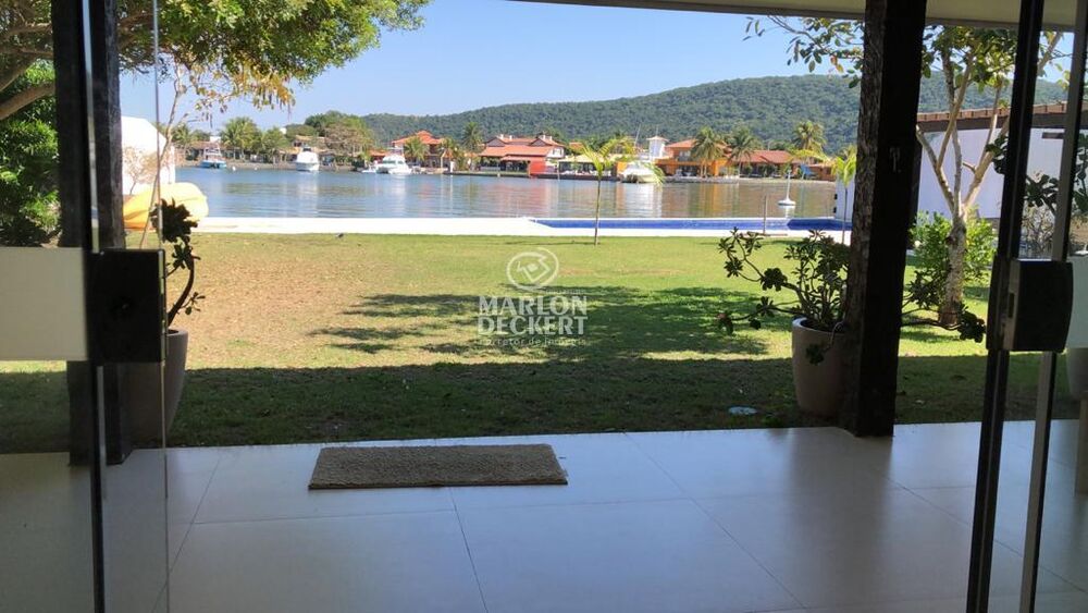 Casa de Condomínio à venda com 4 quartos, 485m² - Foto 3