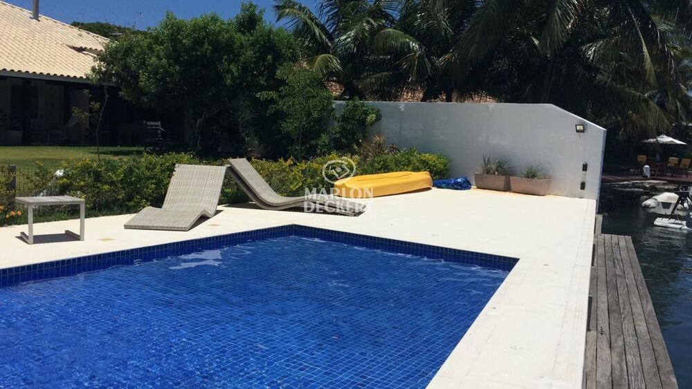 Casa de Condomínio à venda com 4 quartos, 485m² - Foto 1