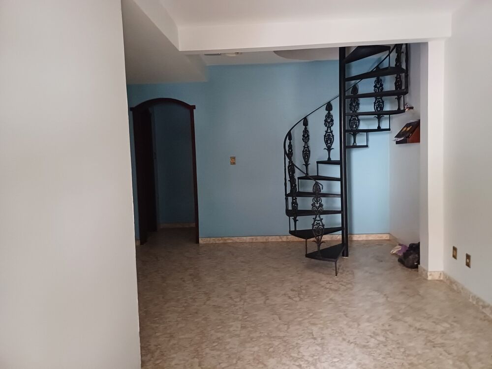 Casa de Condomínio à venda com 4 quartos, 115m² - Foto 2