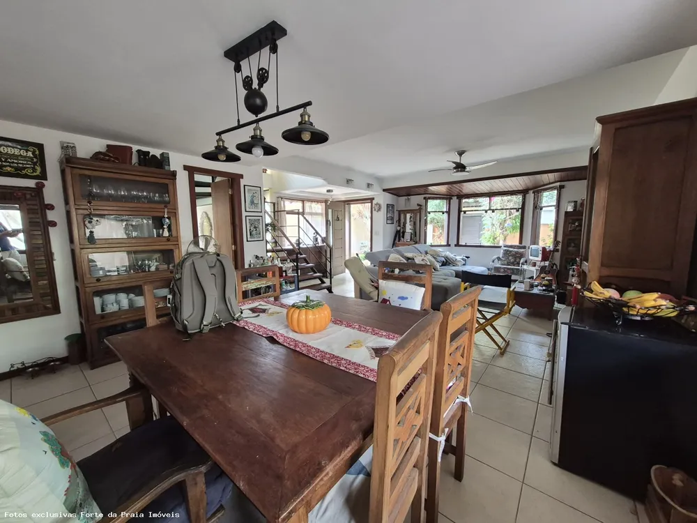 Casa, 5 quartos, 253 m² - Foto 3