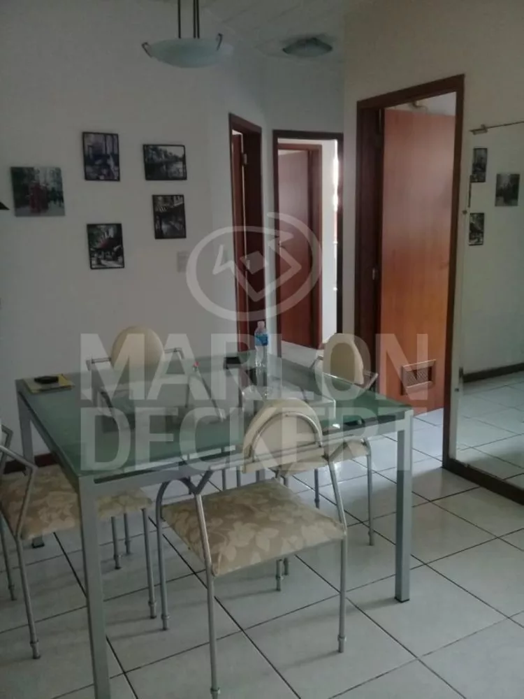 Apartamento à venda com 2 quartos, 60m² - Foto 2