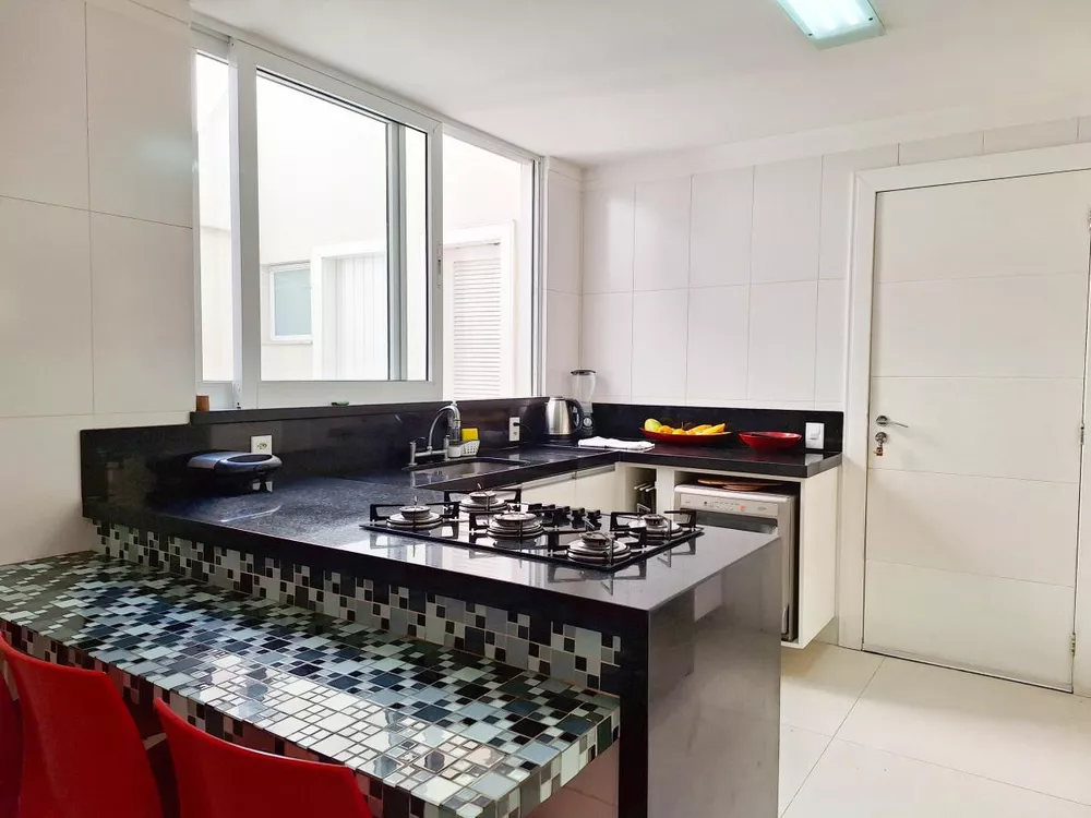 Casa, 4 quartos, 268 m² - Foto 17