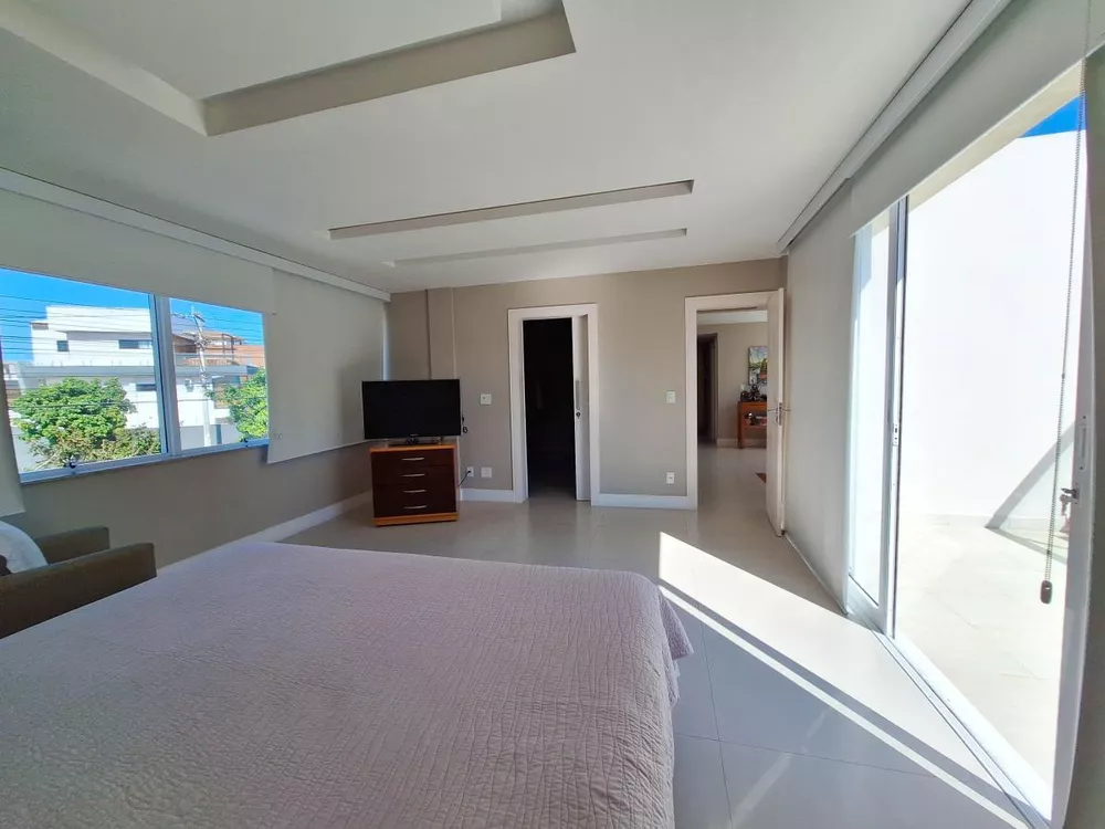 Casa, 4 quartos, 268 m² - Foto 34