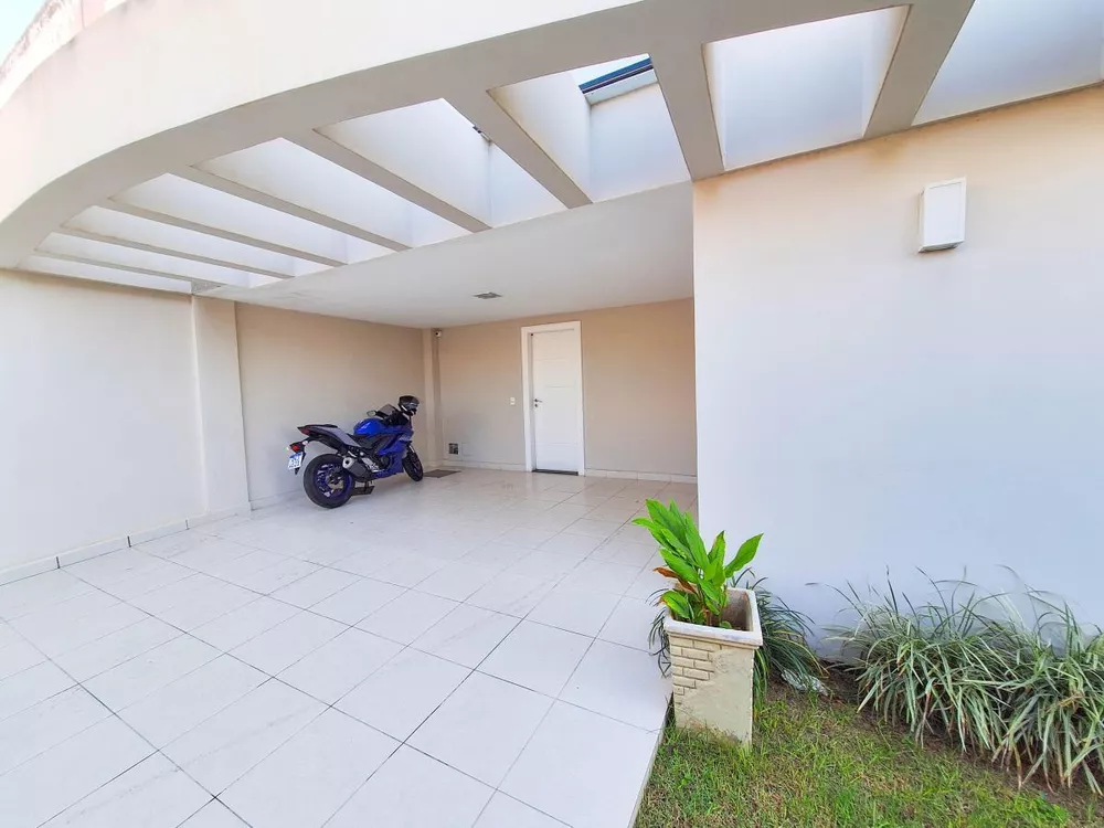 Casa, 4 quartos, 268 m² - Foto 4