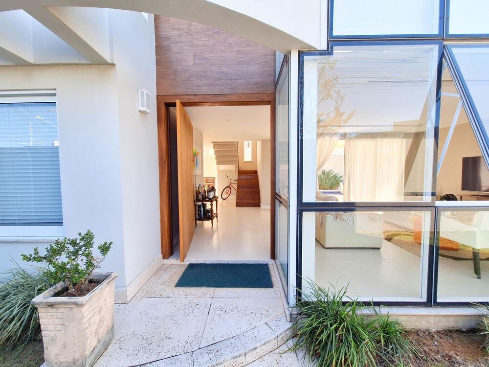 Casa, 4 quartos, 268 m² - Foto 3