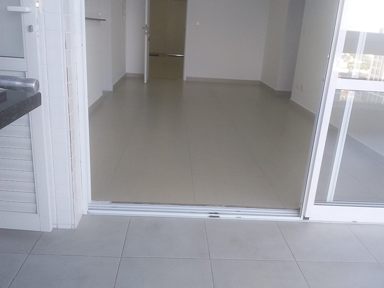 Apartamento à venda com 2 quartos, 88m² - Foto 3