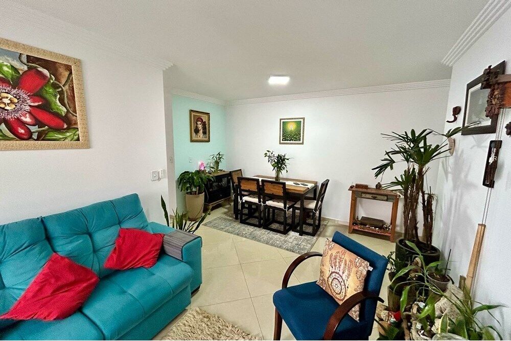 Apartamento à venda com 3 quartos, 81m² - Foto 1