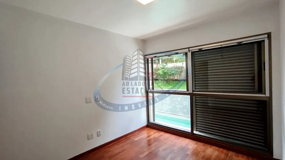 Apartamento, 3 quartos, 160 m² - Foto 1