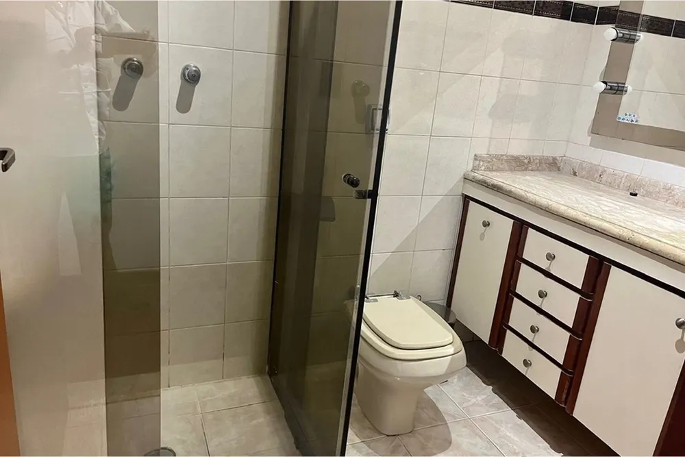 Casa, 3 quartos, 196 m² - Foto 1