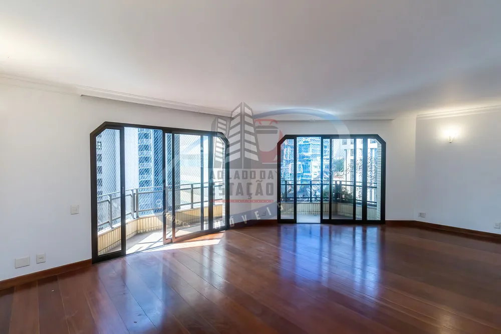 Apartamento, 3 quartos, 240 m² - Foto 2