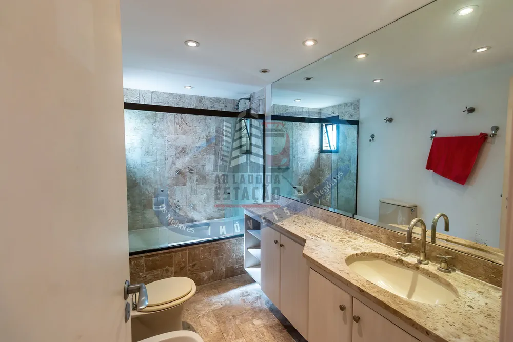 Apartamento, 3 quartos, 240 m² - Foto 12