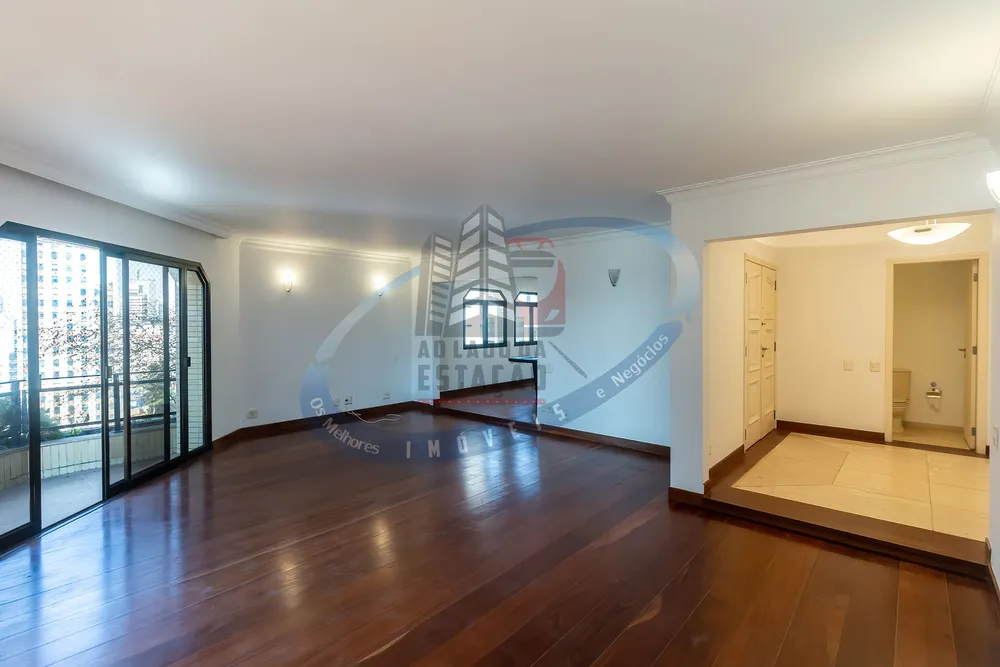 Apartamento, 3 quartos, 240 m² - Foto 2