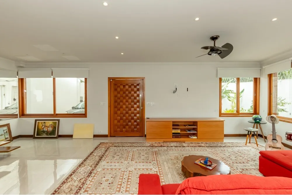 Casa, 3 quartos, 247 m² - Foto 2
