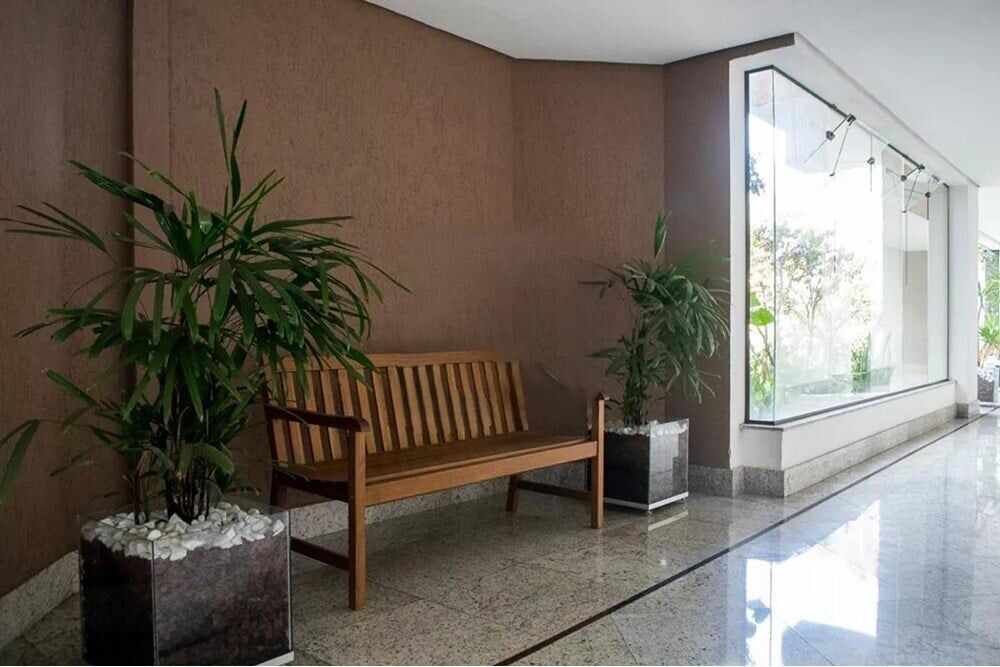Apartamento à venda com 3 quartos, 160m² - Foto 1