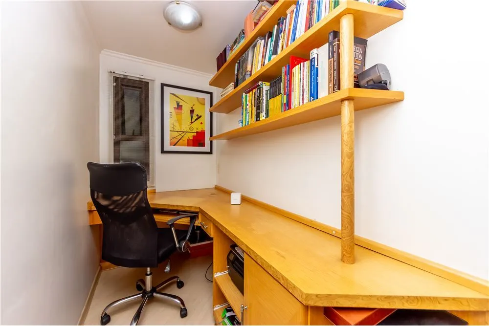 Cobertura, 3 quartos, 195 m² - Foto 2