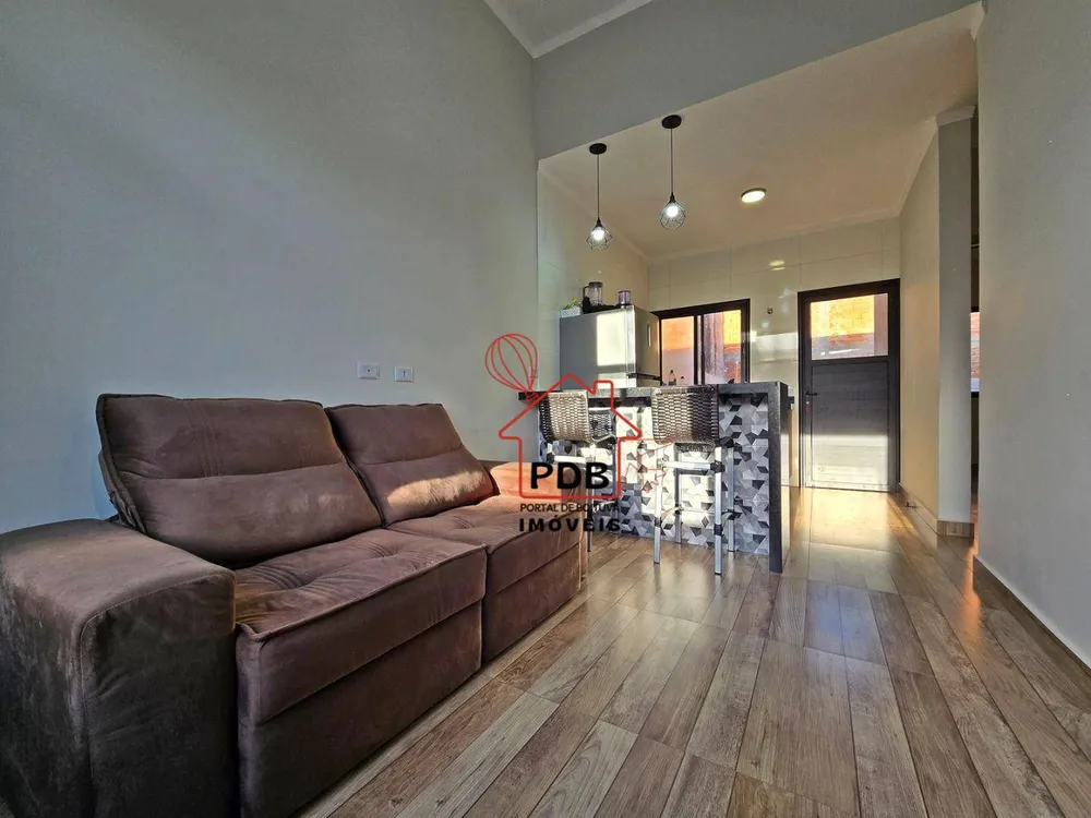 Casa, 2 quartos, 53 m² - Foto 1