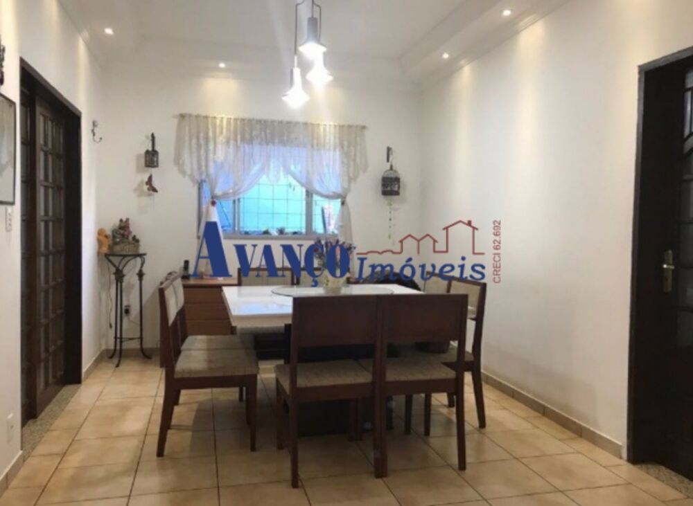 Casa, 3 quartos, 223 m² - Foto 4