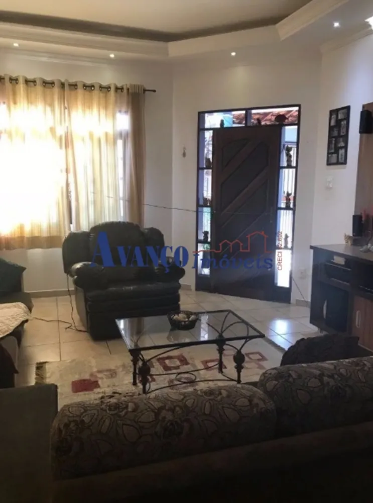 Casa, 3 quartos, 223 m² - Foto 4