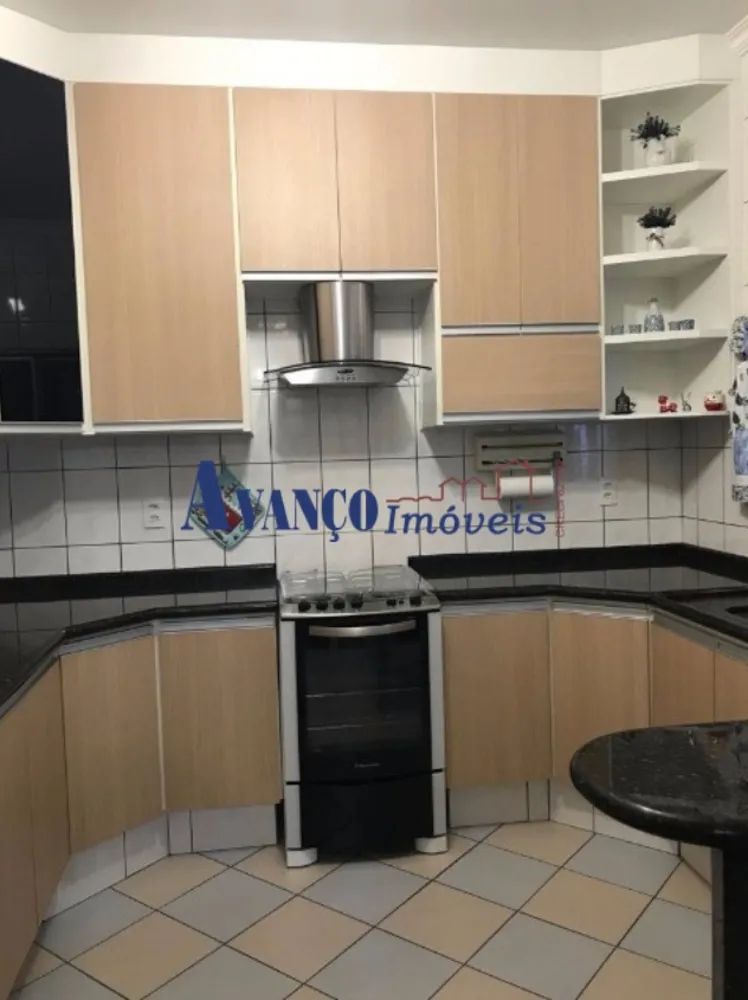 Casa, 3 quartos, 223 m² - Foto 7