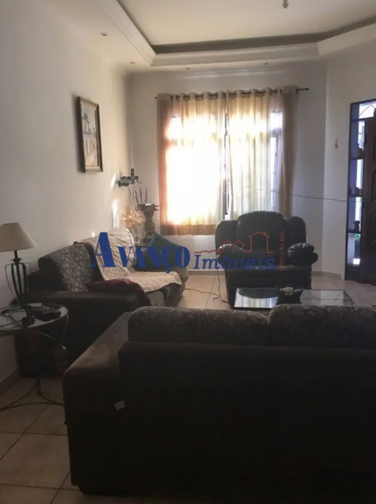 Casa, 3 quartos, 223 m² - Foto 3