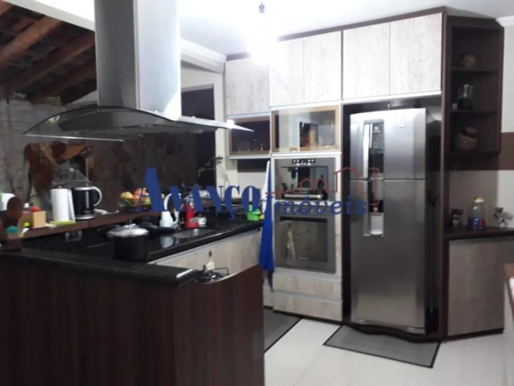 Casa, 3 quartos, 260 m² - Foto 13