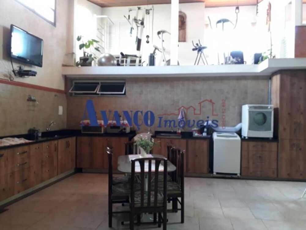 Casa, 3 quartos, 260 m² - Foto 2