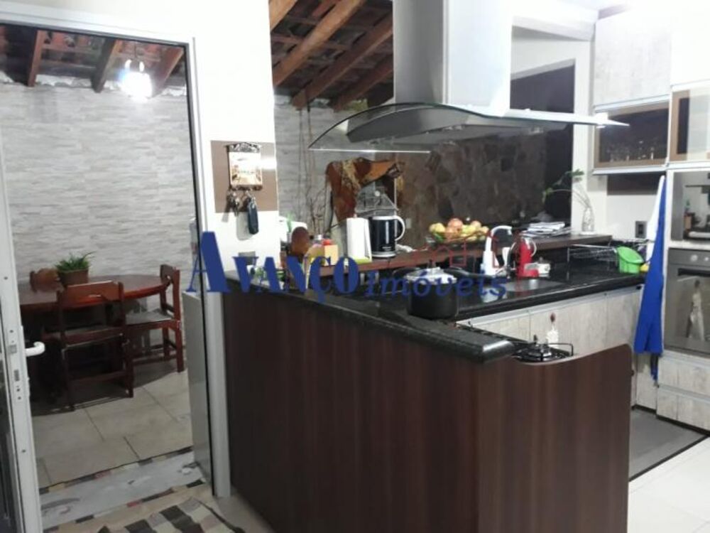 Casa, 3 quartos, 260 m² - Foto 6