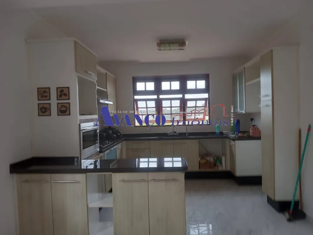 Casa, 5 quartos, 207 m² - Foto 3