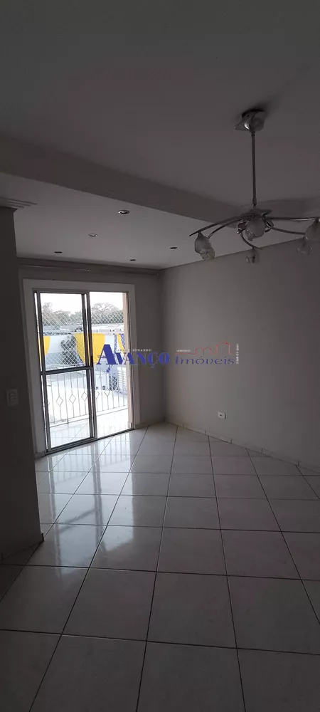 Apartamento para alugar com 2 quartos, 60m² - Foto 2