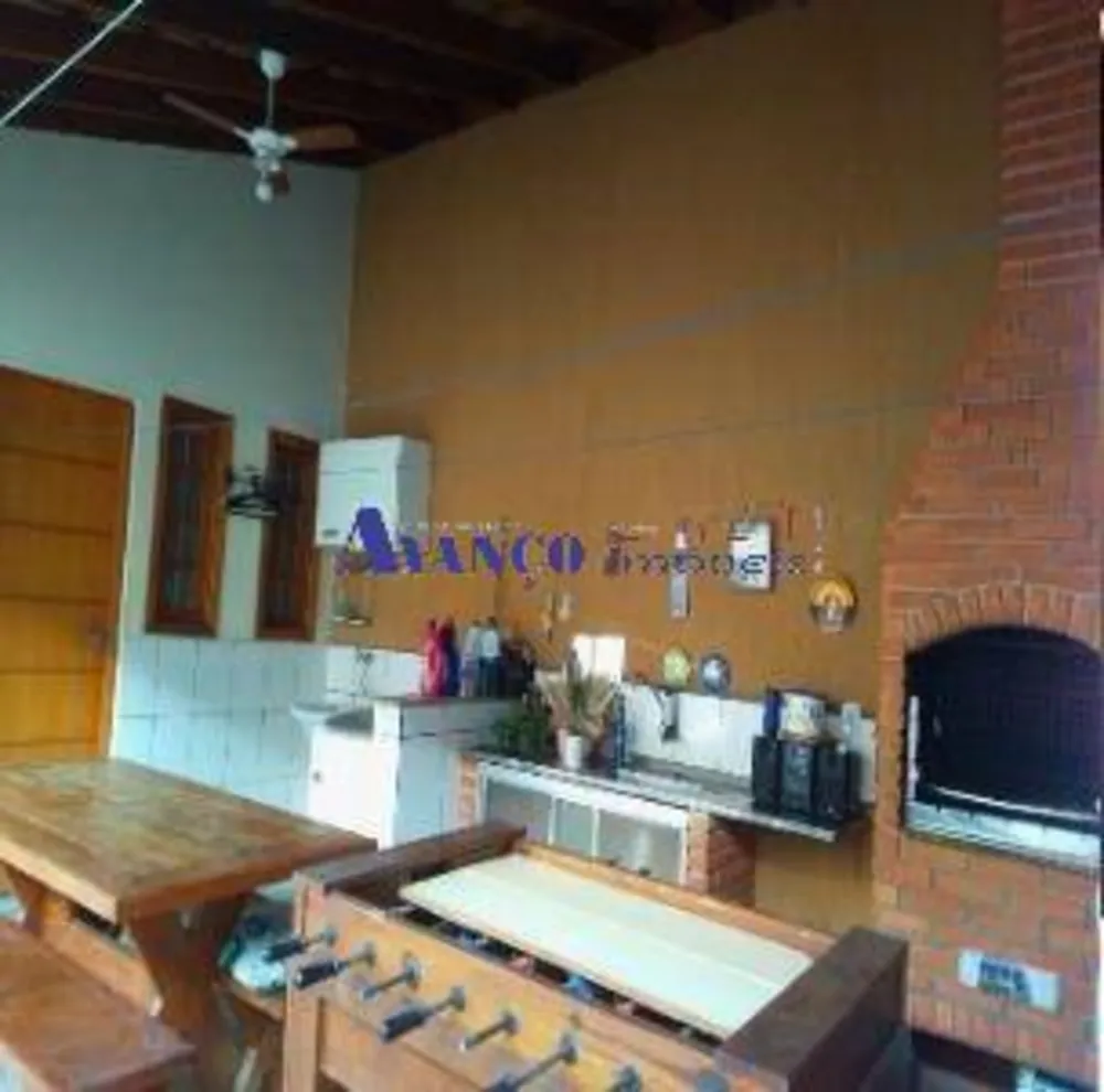 Casa, 3 quartos, 184 m² - Foto 14