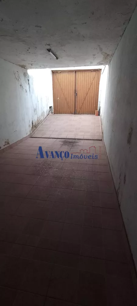 Casa à venda com 4 quartos, 282m² - Foto 13