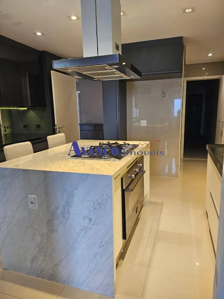Apartamento, 3 quartos, 268 m² - Foto 2