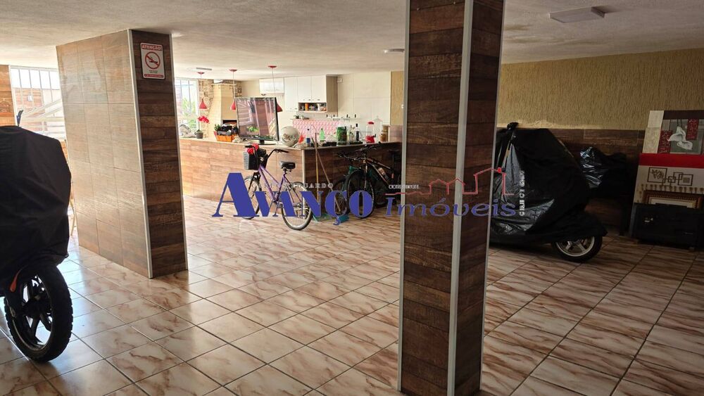 Casa, 3 quartos, 325 m² - Foto 3