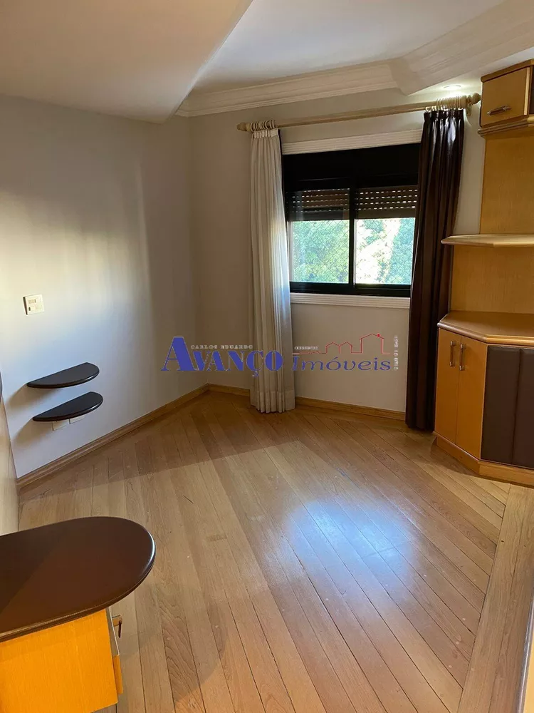 Apartamento à venda com 3 quartos, 180m² - Foto 20