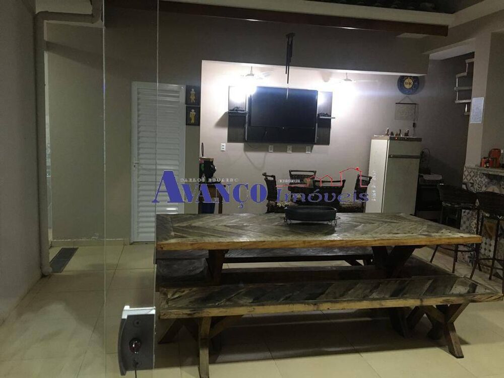 Casa, 4 quartos, 191 m² - Foto 8