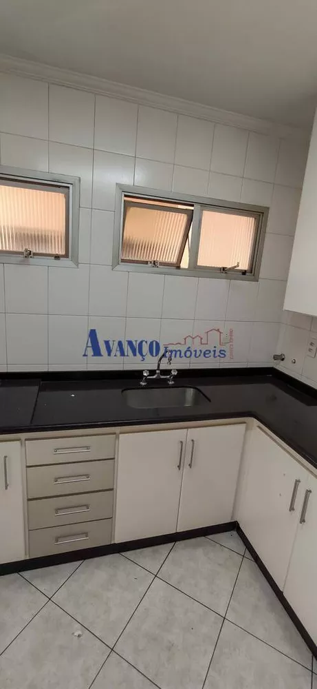 Apartamento à venda com 3 quartos, 120m² - Foto 16