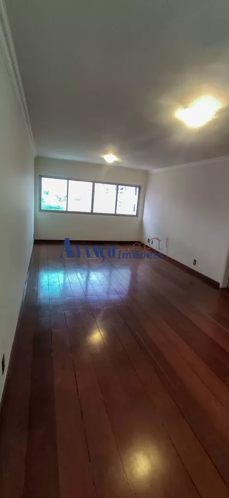 Apartamento à venda com 3 quartos, 120m² - Foto 2