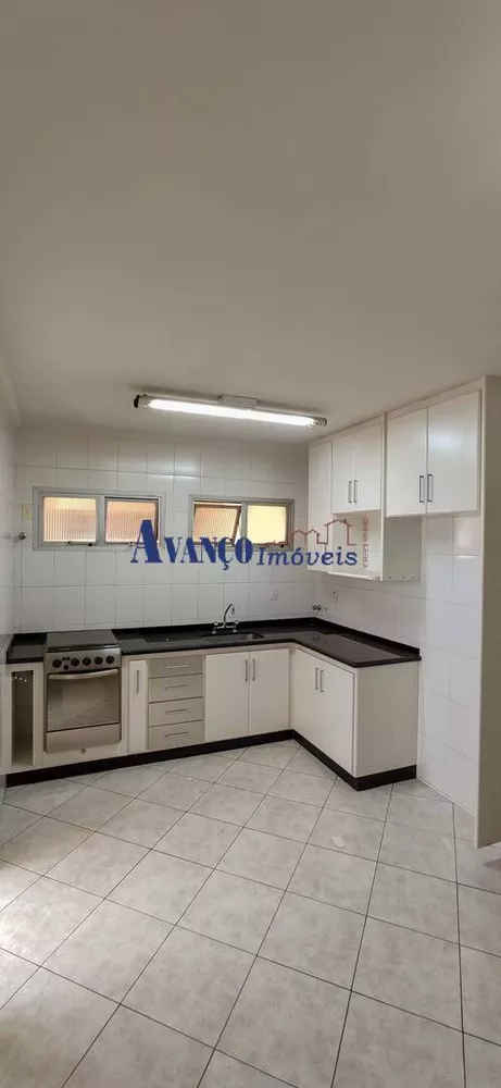 Apartamento à venda com 3 quartos, 120m² - Foto 15