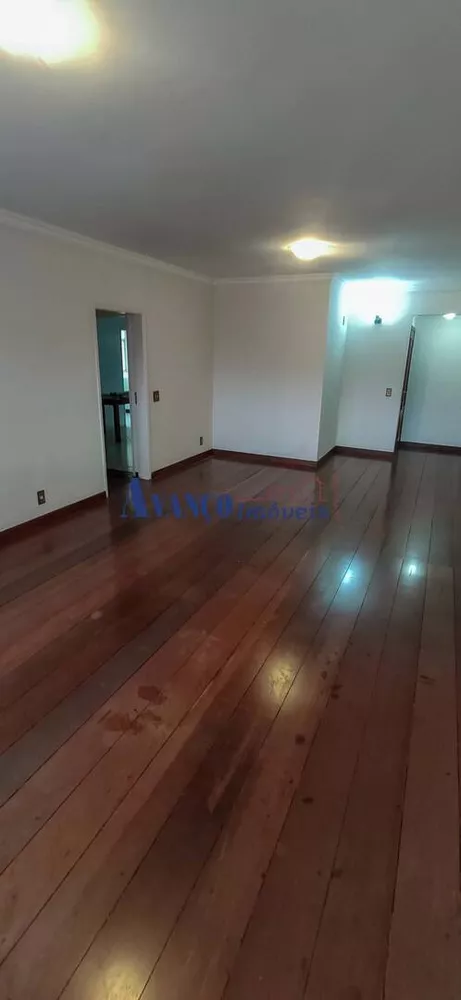 Apartamento à venda com 3 quartos, 120m² - Foto 3