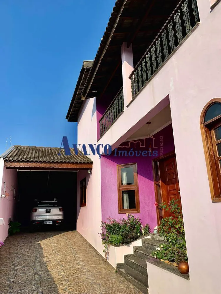 Casa, 3 quartos, 417 m² - Foto 1