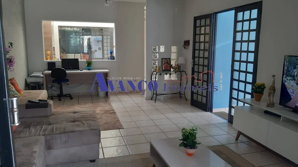 Casa, 3 quartos, 284 m² - Foto 2