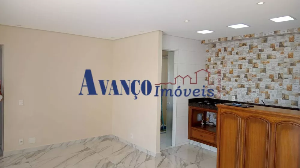 Apartamento à venda com 2 quartos, 72m² - Foto 4