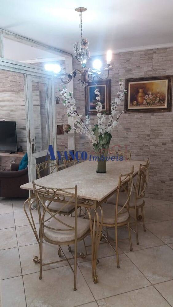 Casa, 5 quartos, 130 m² - Foto 4